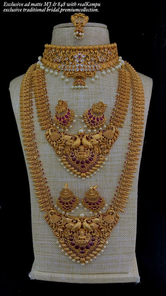 Super Women Lucy Look Necklace Set